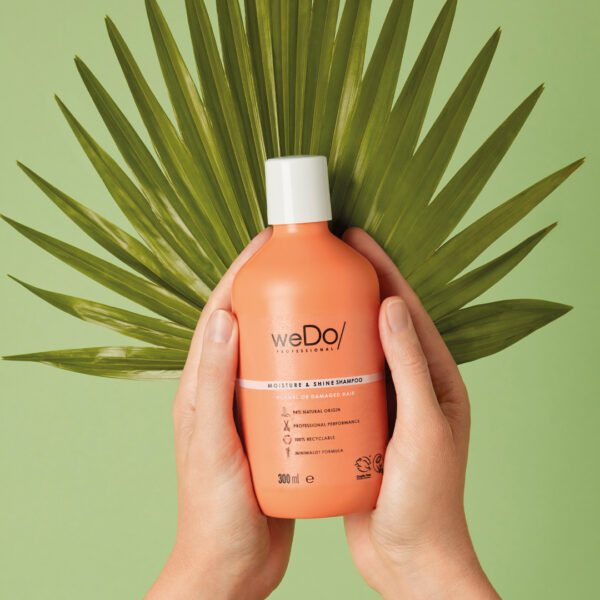 weDo/ Moisture & Shine Shampoo 300ml