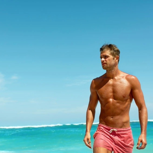 SPRAY TANNING SALONS NEAR ME